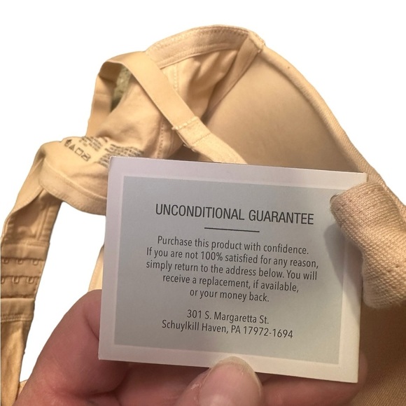 NWT Fruit of the Loom 44D Beige Bra - Picture 2 of 4